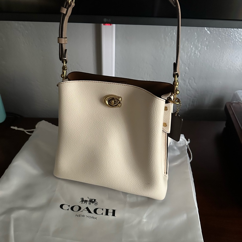 Coach Willow Bucket Bag in White and Gold brass hardware